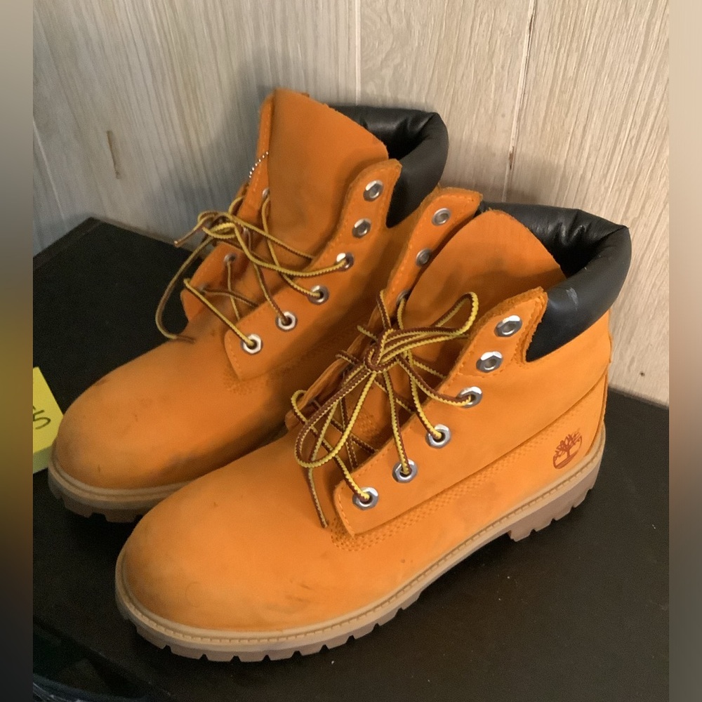 Timberland Boot - Picture 2 of 2